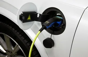 Volvo S60 bez silników Diesla — zdjęcie 2