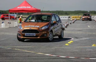 Ford bezpłatnie szkoli polskich kierowców! — zdjęcie 1