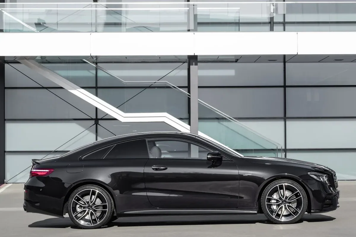 Mercedesa-AMG E 53 4MATIC+
