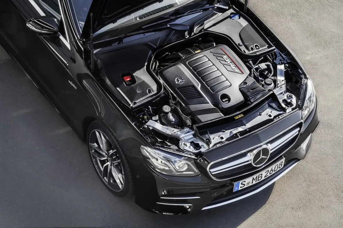 Mercedesa-AMG E 53 4MATIC+