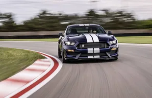 Ford Mustang Shelby GT350 — zdjęcie 1