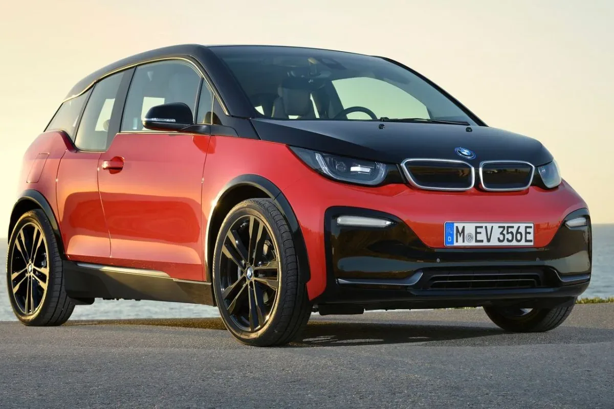 BMW i3s