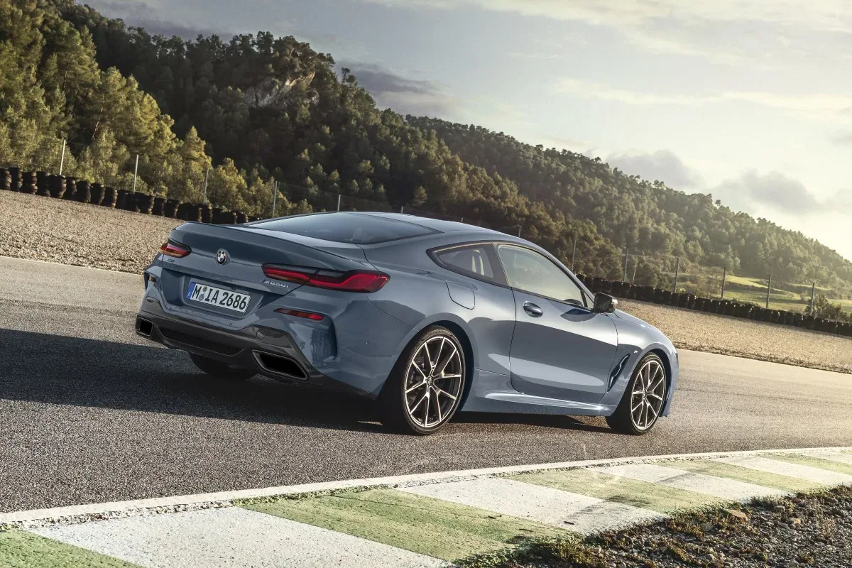 BMW 8 Coupe