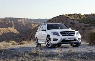 Mercedes GLK. Tak wygląda SUV Mercedesa po liftingu — zdjęcie 8