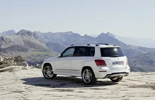 Mercedes GLK. Tak wygląda SUV Mercedesa po liftingu — zdjęcie 11