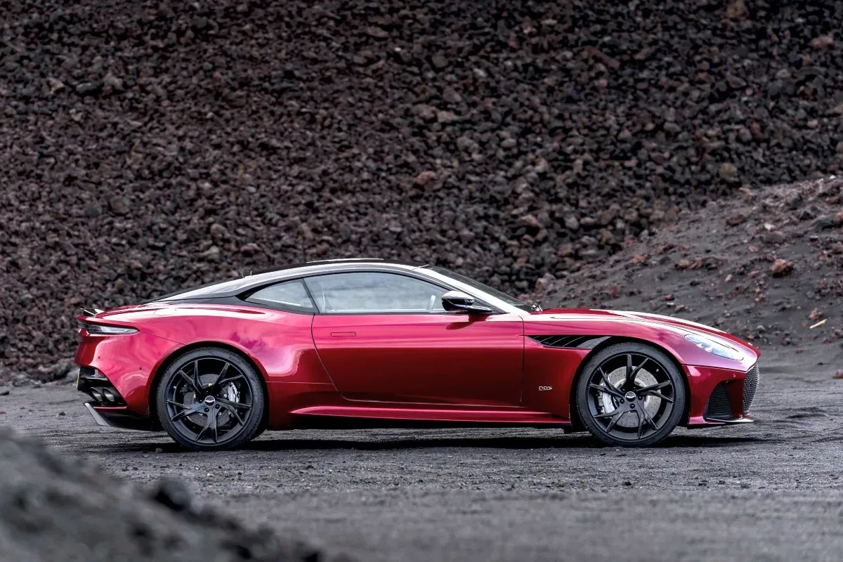 Aston Martin DBS Superleggera