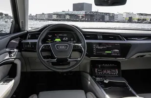 Audi e-tron. Pierwszy model z kamerami zamiast lusterek — zdjęcie 4