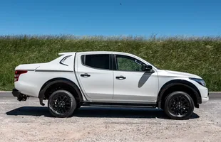 Mitsubishi L200 Black Edition — zdjęcie 2