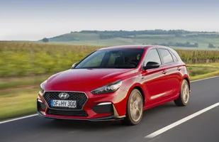 Hyundai i30 N Line — zdjęcie 2