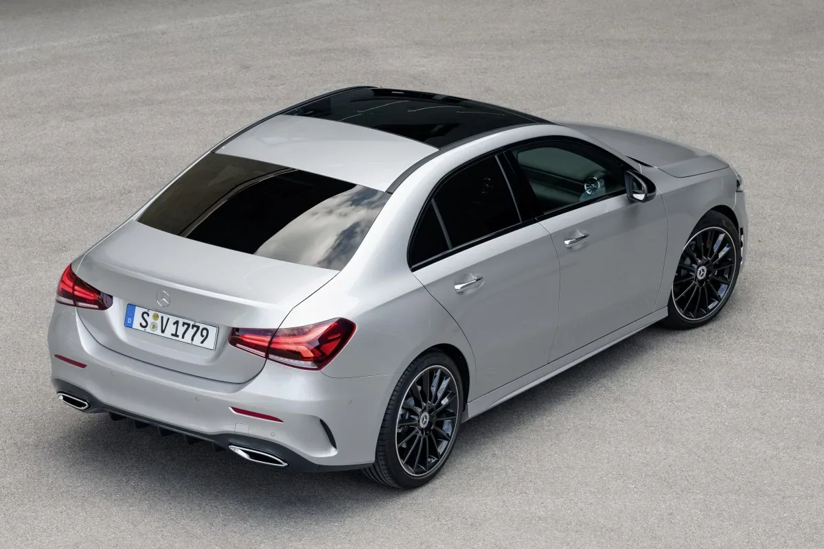 Mercedes klasy A sedan