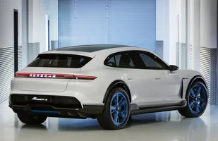 Porsche Taycan. Pogromca Tesli? — zdjęcie 4