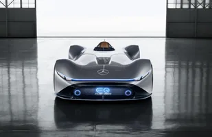 Mercedes Vision EQ Silver Arrow — zdjęcie 7
