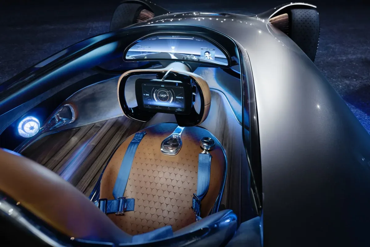 Mercedes Vision EQ Silver Arrow
