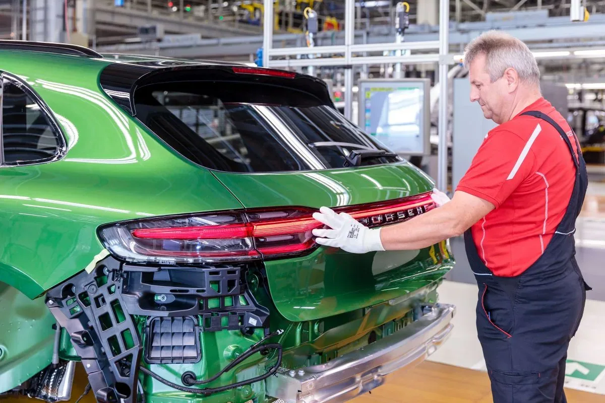 Budowa Porsche Macan w Lipsku