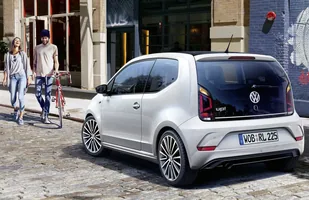 Volkswagen Up! R-line — zdjęcie 2