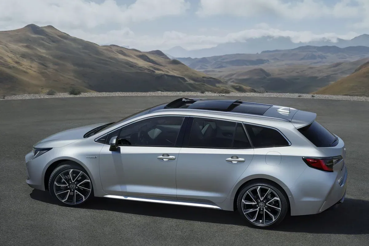 Toyota Corolla Touring Sports