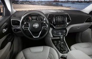 Jeep Cherokee po liftingu — zdjęcie 2