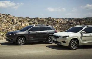 Jeep Cherokee po liftingu — zdjęcie 8