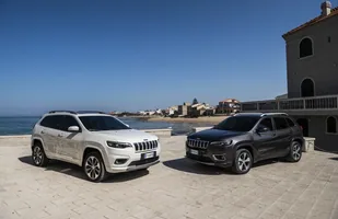 Jeep Cherokee po liftingu — zdjęcie 10