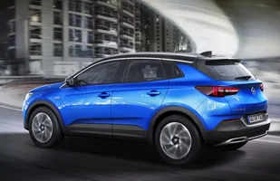 Opel Grandland X z nowym silnikiem — zdjęcie 2