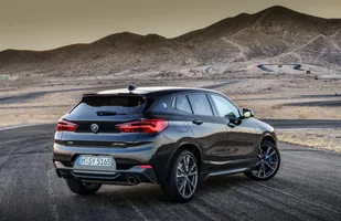 BMW X2 M35i. Prawie jak prawdziwa "eMka" — zdjęcie 2