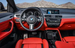 BMW X2 M35i. Prawie jak prawdziwa "eMka" — zdjęcie 5