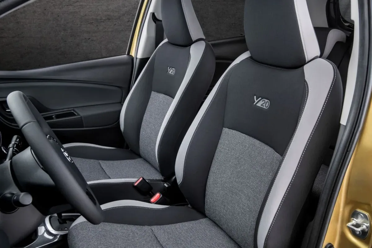 Toyota Yaris Y20