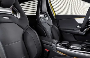 Mercedes-AMG A 35 4MATIC — zdjęcie 8