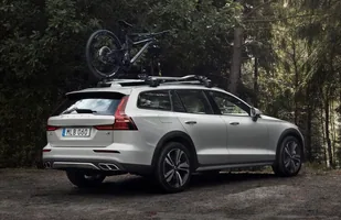 Volvo V60 Cross Country — zdjęcie 7