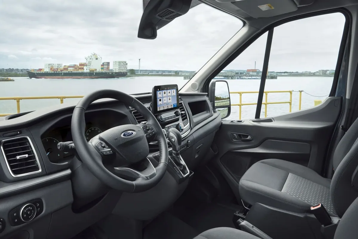 Nowy Ford Transit
