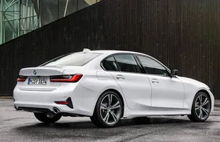 Całkiem nowe BMW serii 3 — zdjęcie 3