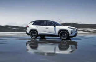 Nowa Toyota RAV4 — zdjęcie 2