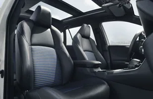 Nowa Toyota RAV4 — zdjęcie 8