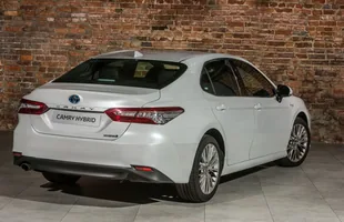 Toyota Camry już w Polsce. Znamy ceny! — zdjęcie 2
