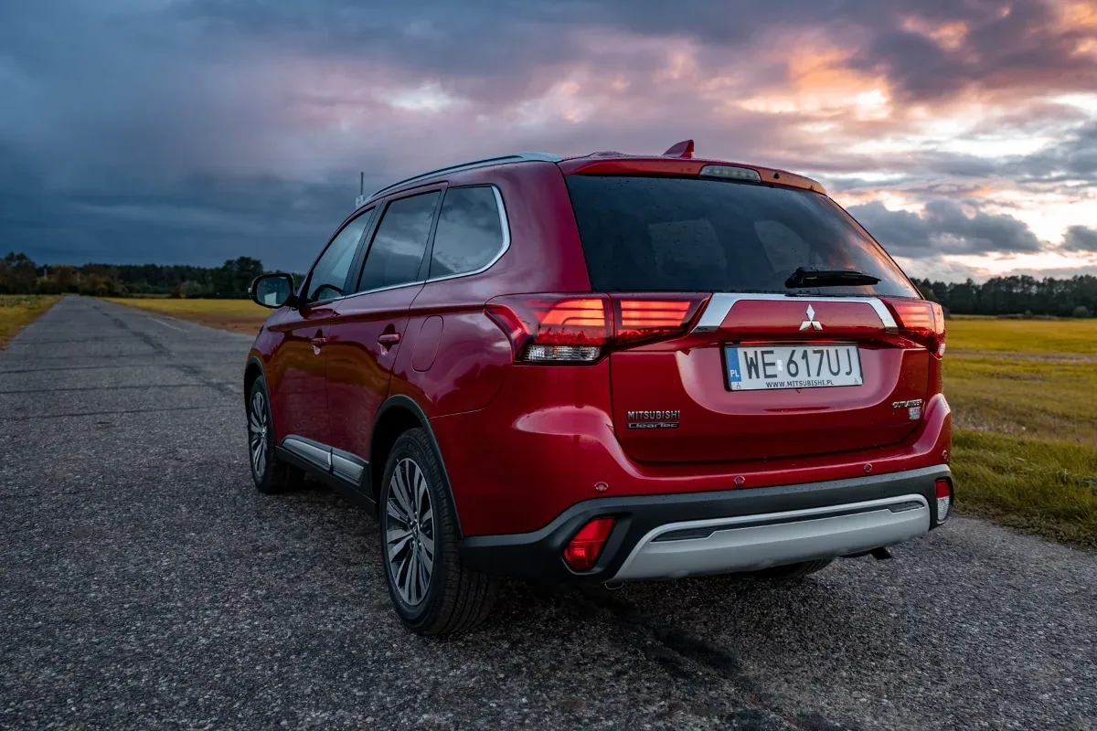 Mitsubishi Outlander