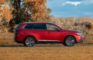 Mitsubishi Outlander już bez silnika Diesla — zdjęcie 4