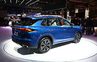 Salon w Paryżu - cz. I