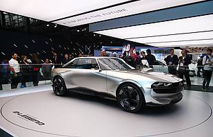 Salon w Paryżu - cz. I