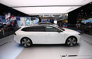 Salon w Paryżu - cz. I