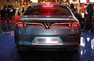 Salon w Paryżu - cz. I