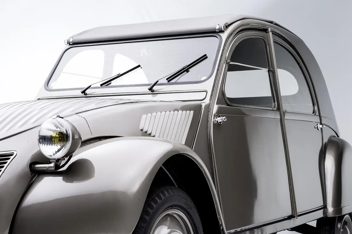70 lat Citroena 2CV