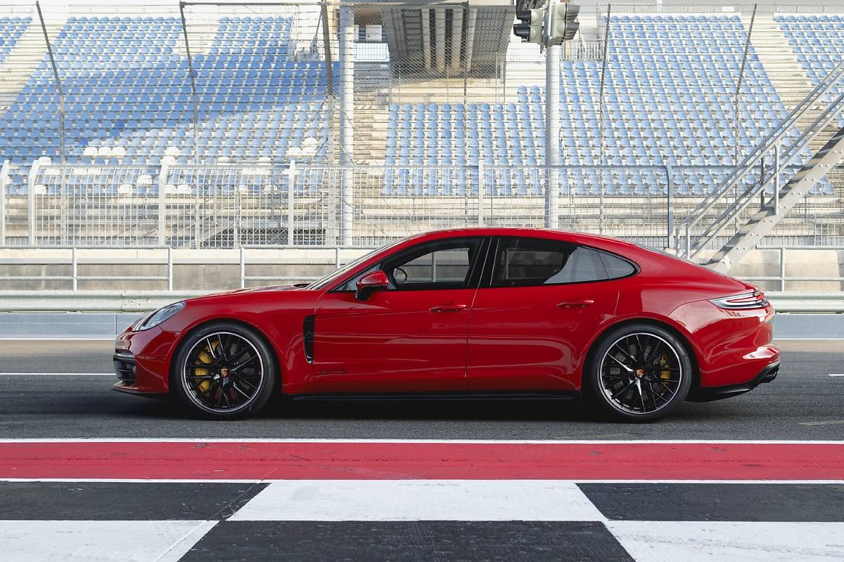 Porsche Panamera GTS i GTS Sport Turismo