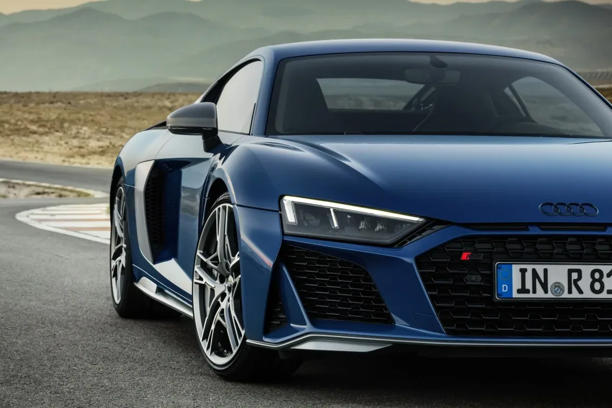Audi R8