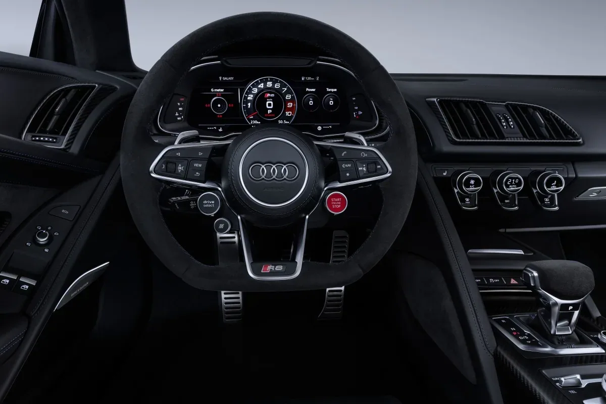 Audi R8