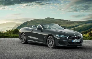 BMW 8 convertible — zdjęcie 1