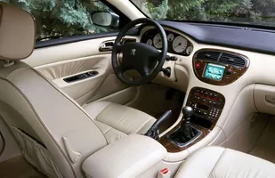 Używane: Peugeot 607 — zdjęcie 2