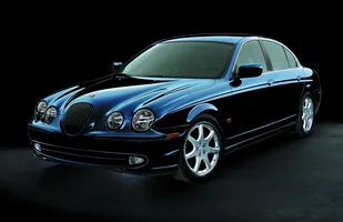 Używane: Jaguar S-Type — zdjęcie 10