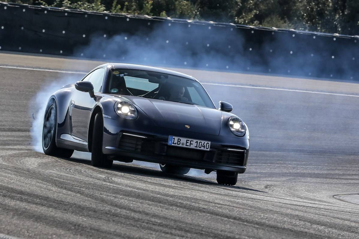 Nowe Porsche 911 niemal w pełnej krasie