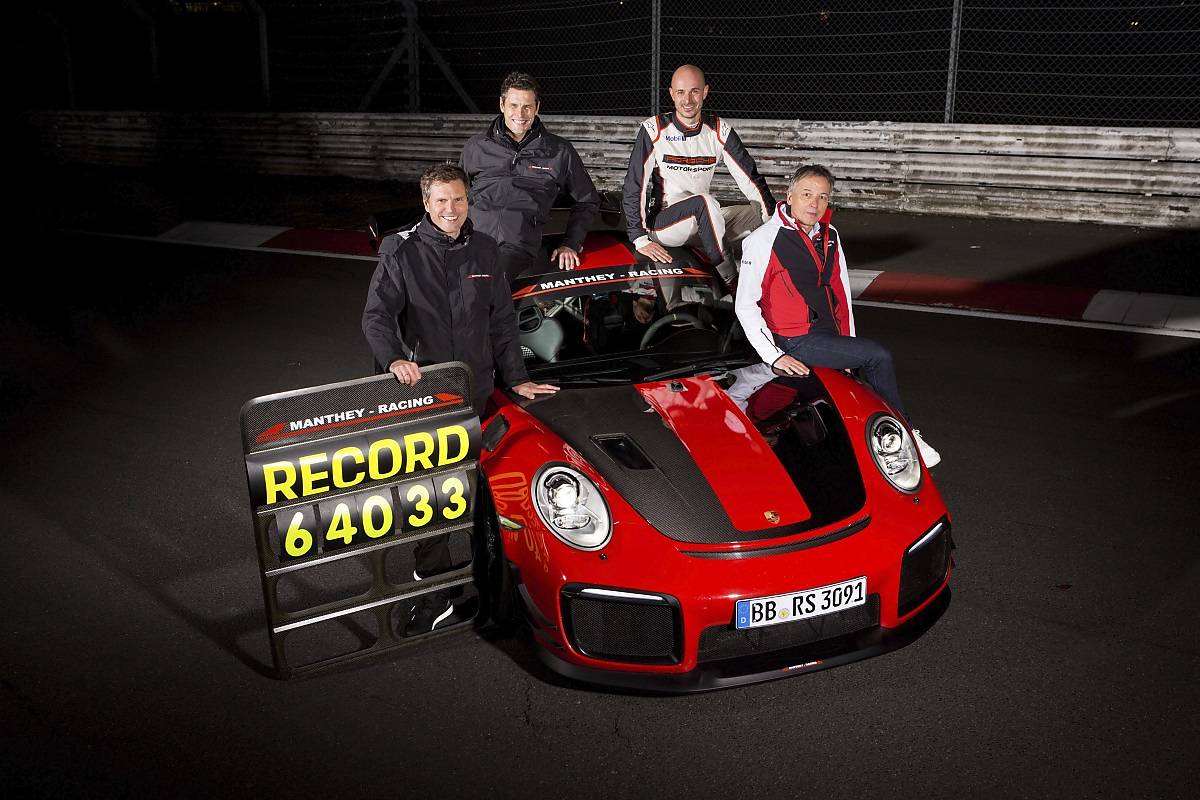 Porsche 911 GT2 RS z rekordem Nurburgringu