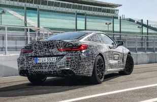 BMW M8 nadjeżdża — zdjęcie 5
